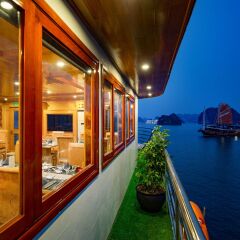 Отель Maya Halong Cruises балкон