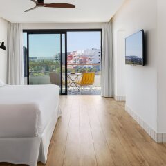Отель H10 Atlantic Sunset Испания, Тенерифе - отзывы, цены и фото номеров - забронировать отель H10 Atlantic Sunset онлайн комната для гостей фото 3