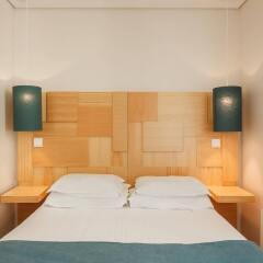 Отель Boavista Guest House сейф в номере