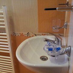 Отель Sveti Georgi Hotel Болгария, Сандански - отзывы, цены и фото номеров - забронировать отель Sveti Georgi Hotel онлайн ванная
