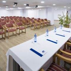 Отель 4R Salou Park Resort II Испания, Салоу - отзывы, цены и фото номеров - забронировать отель 4R Salou Park Resort II онлайн помещение для мероприятий фото 2