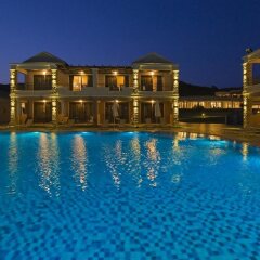 Отель La Marquise Luxury Resort Complex бассейн