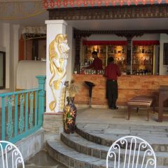 Отель Kathmandu Guest House by KGH Group Непал, Катманду - 1 отзыв об отеле, цены и фото номеров - забронировать отель Kathmandu Guest House by KGH Group онлайн бассейн
