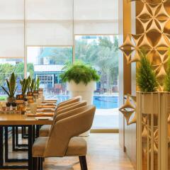 Отель Le Royal Meridien Abu Dhabi ОАЭ, Абу-Даби - отзывы, цены и фото номеров - забронировать отель Le Royal Meridien Abu Dhabi онлайн питание фото 2