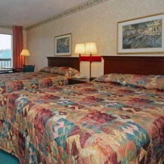Отель Econo Lodge Oxmoor США, Хоумвуд - отзывы, цены и фото номеров - забронировать отель Econo Lodge Oxmoor онлайн комната для гостей