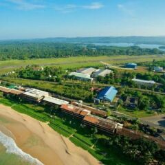 Отель The Long Beach Resort спортивное сооружение