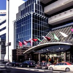 Отель Crowne Plaza Dubai - Deira Дубай городской автобус