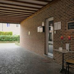 Отель Budget Flats Leuven парковка