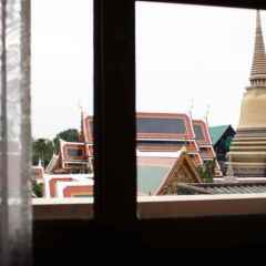 Отель Feung Nakorn Balcony Rooms and Cafe Бангкок приотельная территория