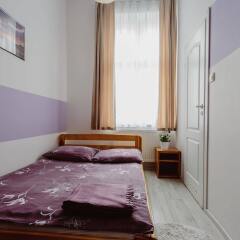 Отель Tara Hostel Польша, Краков - отзывы, цены и фото номеров - забронировать отель Tara Hostel онлайн комната для гостей фото 2