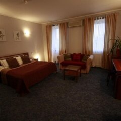 Гостиница Kora-VIP Шереметьево в Химках - забронировать гостиницу Kora-VIP Шереметьево, цены и фото номеров Химки комната для гостей фото 2
