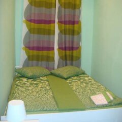Гостиница Hostel My Granny в Москве 6 отзывов об отеле, цены и фото номеров - забронировать гостиницу Hostel My Granny онлайн Москва комната для гостей фото 5