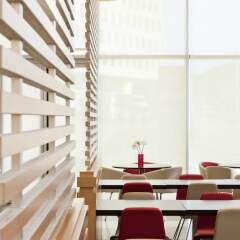 Отель Ibis Barcelona Santa Coloma Испания, Санта-Колома-де-Граманет - отзывы, цены и фото номеров - забронировать отель Ibis Barcelona Santa Coloma онлайн балкон