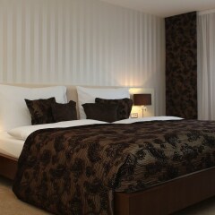 Golden Fish Hotel Apartments Пльзень комната для гостей фото 3