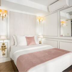 Отель Luxury 4 Bedroom 3 Bathroom Louvre - AC Париж комната для гостей фото 5