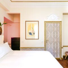 Отель Rivière Luxury Rooms сейф в номере