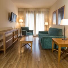 Отель Aparthotel Shusski Андорра, Энкамп - 1 отзыв об отеле, цены и фото номеров - забронировать отель Aparthotel Shusski онлайн комната для гостей фото 5