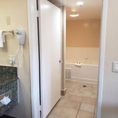 Отель Travelodge Chatsworth США, Лос-Анджелес - отзывы, цены и фото номеров - забронировать отель Travelodge Chatsworth онлайн сауна