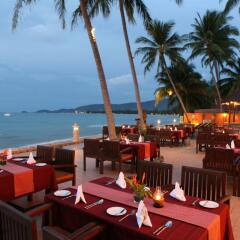 Отель Kanok Buri Resort & Spa питание
