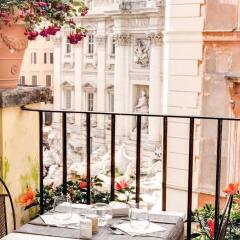 Отель Relais Fontana Di Trevi Рим балкон