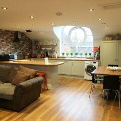 Апартаменты Apartment 15 in York гостиничный бар