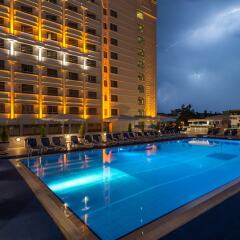Best Western Plus Khan Hotel Турция, Анталья - 2 отзыва об отеле, цены и фото номеров - забронировать отель Best Western Plus Khan Hotel онлайн бассейн фото 3