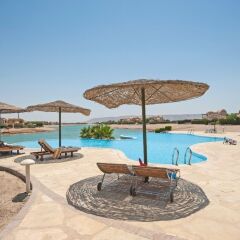 Апартаменты Lagoon Apartment in El Gouna - Sabina Y 160 бассейн