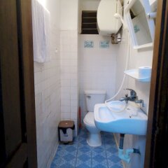 Отель North Hostel N.2 Вьетнам, Ханой - отзывы, цены и фото номеров - забронировать отель North Hostel N.2 онлайн ванная