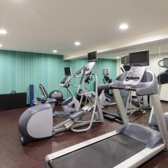 Отель Holiday Inn Express - New York City Chelsea фитнесс-зал