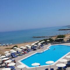 Themis Beach Hotel бассейн фото 3