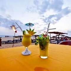 Отель International Beach Hotel & Restaurant Шри-Ланка, Хиккадува - отзывы, цены и фото номеров - забронировать отель International Beach Hotel & Restaurant онлайн бассейн фото 3