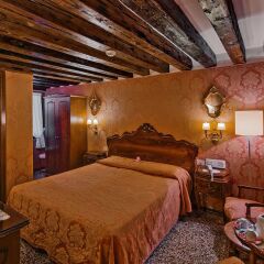 Отель Antica Locanda Sturion - Residenza d'Epoca Италия, Венеция - отзывы, цены и фото номеров - забронировать отель Antica Locanda Sturion - Residenza d'Epoca онлайн комната для гостей фото 2