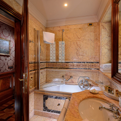 Отель Bellevue & Canaletto Suites Италия, Венеция - отзывы, цены и фото номеров - забронировать отель Bellevue & Canaletto Suites онлайн ванная