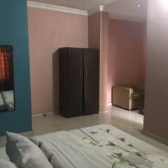 Отель Richmond Hills Suites Нигерия, Энугу - отзывы, цены и фото номеров - забронировать отель Richmond Hills Suites онлайн интерьер отеля