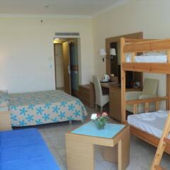smartline Cosmopolitan Hotel комната для гостей