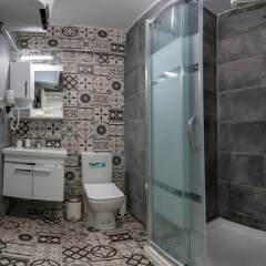 Отель Feri Suites ванная
