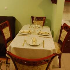 Elegant Lodge Hotel в номере