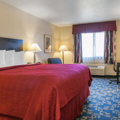 Отель Quality Inn Effingham США, Эффингем - отзывы, цены и фото номеров - забронировать отель Quality Inn Effingham онлайн комната для гостей фото 5