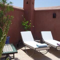 Отель Riad Tahar Oasis Марокко, Марракеш - отзывы, цены и фото номеров - забронировать отель Riad Tahar Oasis онлайн бассейн фото 3
