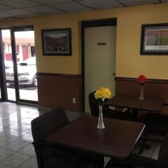 Отель German Village Inn Колумбус питание