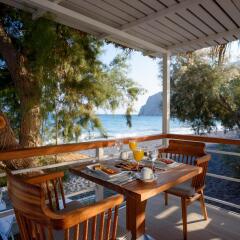 Alesahne Beach Hotel In Santorini Island Greece From 169 Photos Alesahne Beach Hotel In Santorini