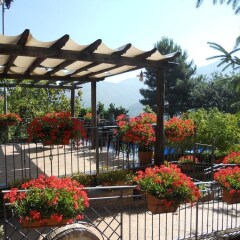 Отель Agriturismo La Casa Del Ghiro Пимонт