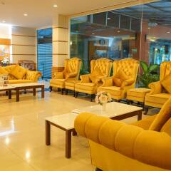 Amnauysuk Hotel интерьер отеля