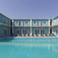 Отель The Prime Garden Otel бассейн фото 3