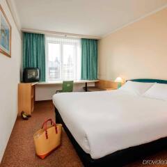 Отель MEININGER Hotel Leipzig Hauptbahnhof Германия, Лейпциг - 2 отзыва об отеле, цены и фото номеров - забронировать отель MEININGER Hotel Leipzig Hauptbahnhof онлайн комната для гостей фото 2