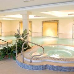 Bunratty Castle Hotel and Angsana Spa бассейн