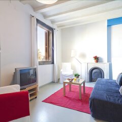 Отель PR3 Apartments Испания, Барселона - отзывы, цены и фото номеров - забронировать отель PR3 Apartments онлайн комната для гостей фото 4