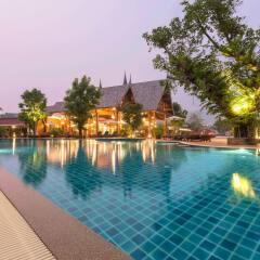 Отель Naina Resort & Spa бассейн фото 2