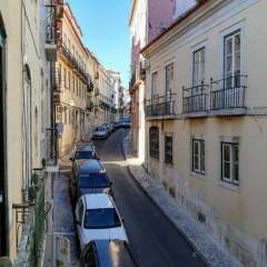 Апартаменты Bairro Alto Bronze of Art Apartments Лиссабон балкон