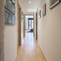 Отель You Stylish Eixample Esquerra 3 Барселона интерьер отеля